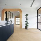 IF 2022 NorthernGrain OakSatin Herr 21 no Klips - Mobiliário Corporativo